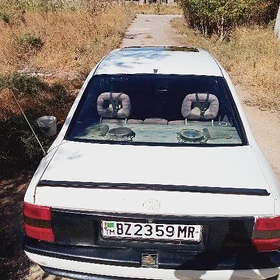 Opel Vectra 1992