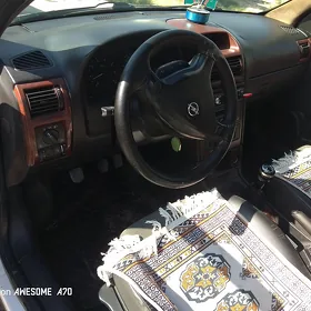 Opel Astra 2002