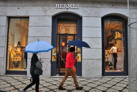 Hermès ilkinji gezek dünýäniň iň gymmat moda brendi boldy