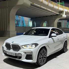 BMW X6 M 2022
