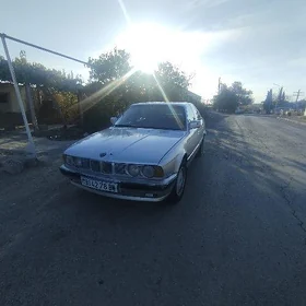 BMW 525 1989