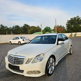 Mercedes-Benz E350 2011