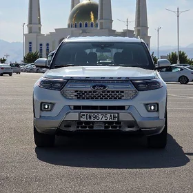 Ford Explorer 2022