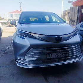Toyota Sienna 2022