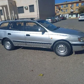 Toyota Corona 1995