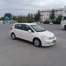 Nissan Versa 2010