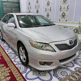 Toyota Camry 2010