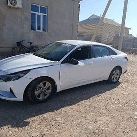Hyundai Elantra 2021