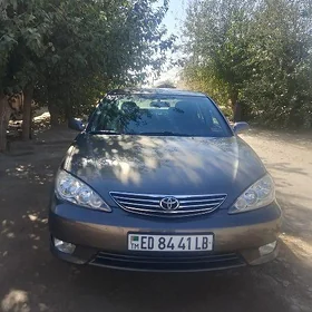 Toyota Camry 2003