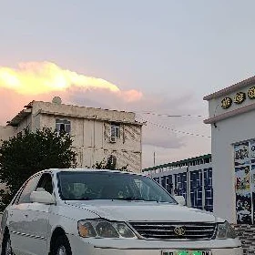 Toyota Avalon 2000