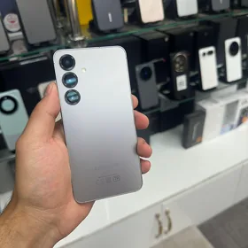 Samsung S25