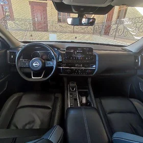 Nissan Pathfinder 2022