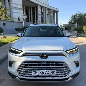 Toyota Grand Highlander 2025