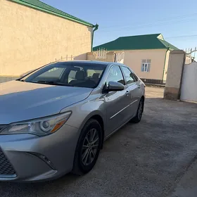 Toyota Camry 2015