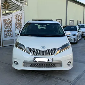 Toyota Sienna 2016