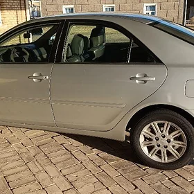 Toyota Camry 2004
