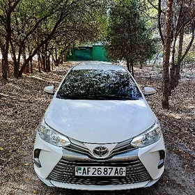 Toyota Yaris 2021