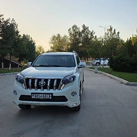 Toyota Land Cruiser Prado 2014