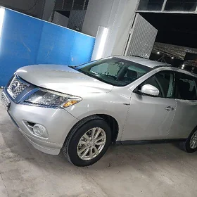 Nissan Pathfinder 2013