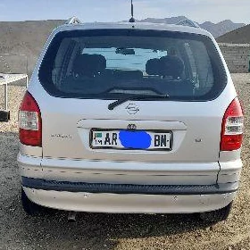 Opel Zafira 2004