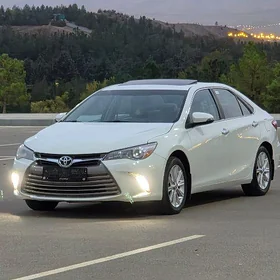 Toyota Camry 2016