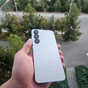 Samsung S24 8/256