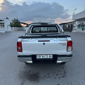 Toyota Hilux 2020