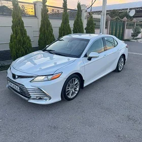 Toyota Camry 2023