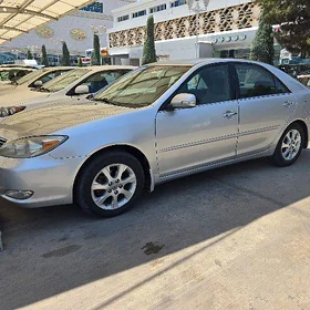 Toyota Camry 2003