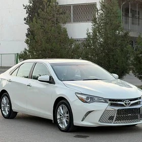 Toyota Camry 2016