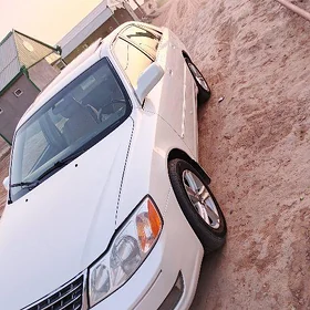 Toyota Avalon 2000