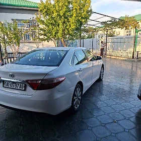 Toyota Camry 2016