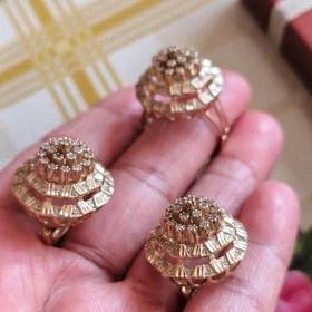 gyzyl gulakhalka kamplekt