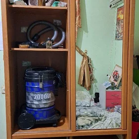 шкаф трёхстворчатый