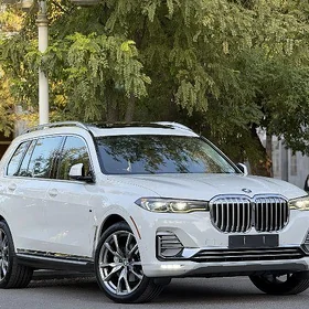 BMW X7 2021