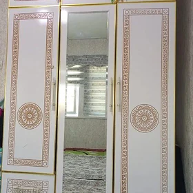 şkaf