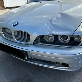 BMW E39 2003