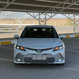 Toyota Camry 2022