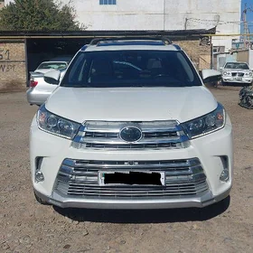 Toyota Highlander 2017