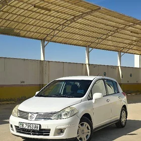 Nissan Versa 2010