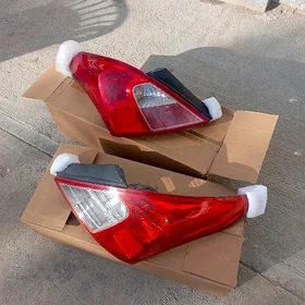 Fara yzy Nissan Sunny
