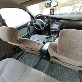 Toyota Corona 1993