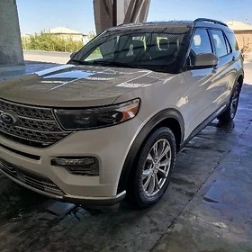 Ford Explorer 2023