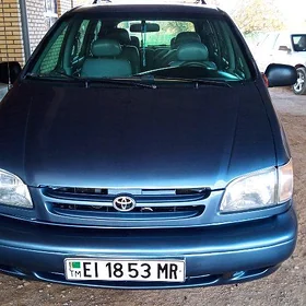 Toyota Sienna 2000