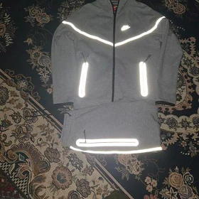 spartiwka Nike teç