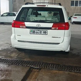 Toyota Sienna 2005