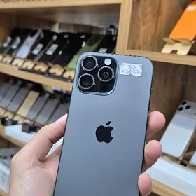 IPHONE 15 PRO MAX 92%