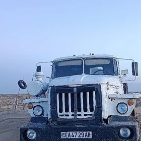 Ural 4320 1986