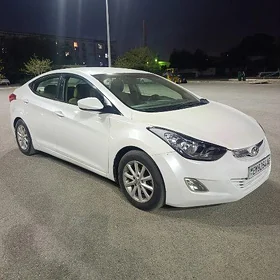 Hyundai Elantra 2013