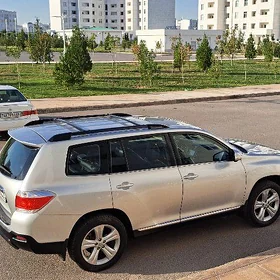 Toyota Highlander 2013